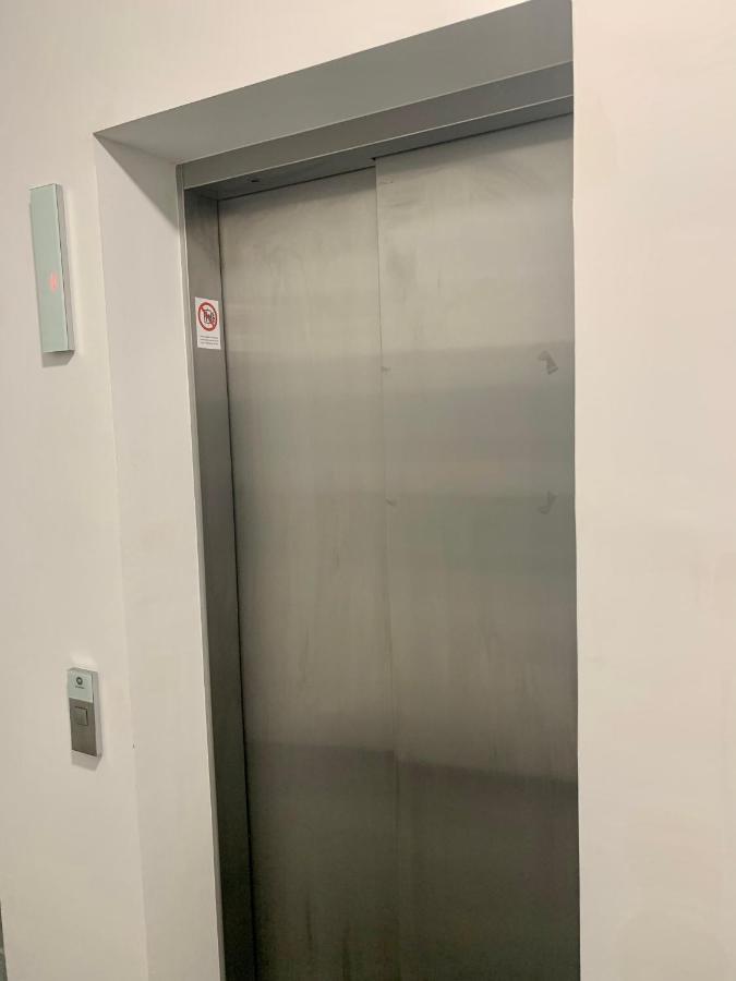 Madagascar Apartman Keszthely Luaran gambar